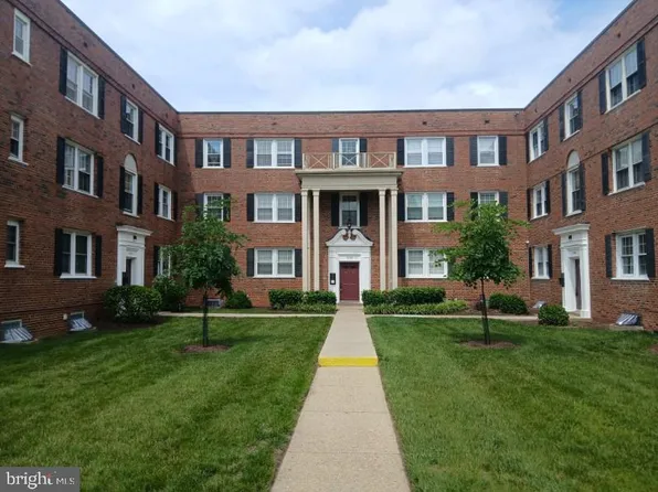 2107 Fort Davis St SE APT 201, Washington, DC 20020