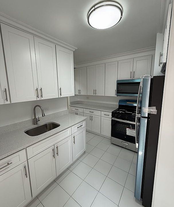 1st image of 3235 Emmons Ave APT 620