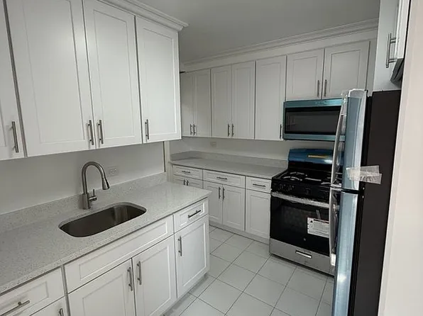3235 Emmons Ave APT 620, Brooklyn, NY 11235