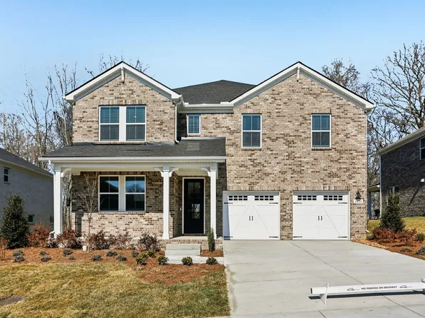 2128 Riley Park Dr, Thompsons Station, TN 37179