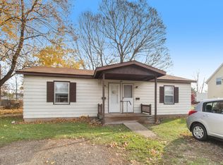 110 Burgess Dr, Galesburg, MI 49053