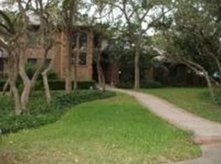 10947 Hunters Way, Helotes, TX 78023