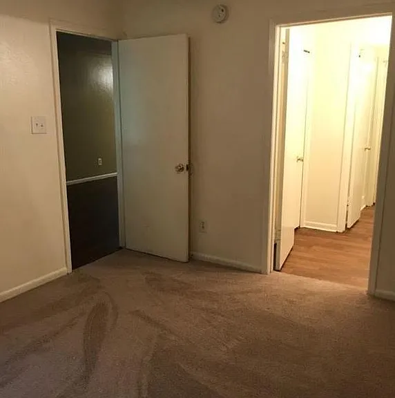2404 Long Dr #B — Photo 6