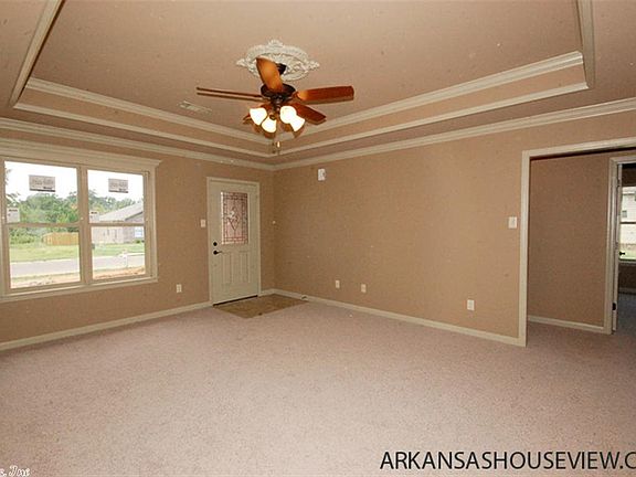 4th image of 16 Cottonwood Ln
