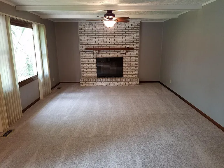 4640 Woodshire Dr — Photo 7