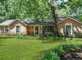 30211 W Geneva Dr, Spring, TX 77386