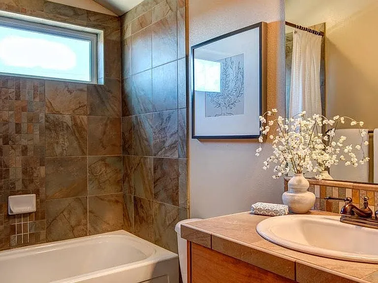 Full bath