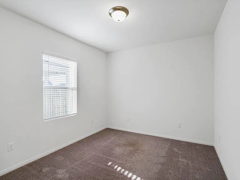 19608 Caymus Dr — Photo 11
