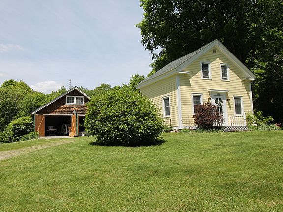 4th image of 551 Lake Shore Rd