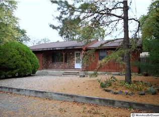 15 Maple St, Waretown, NJ 08758