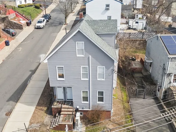 47 Woodlawn St, Everett, MA 02149