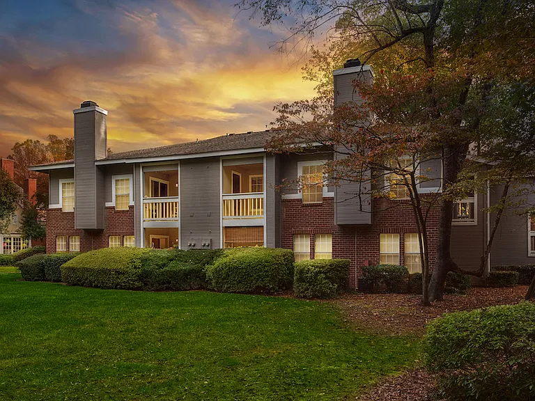 HillRock Estates — Photo 16