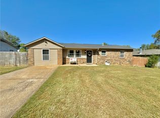 2302 Woodland Ave, Springdale, AR 72762