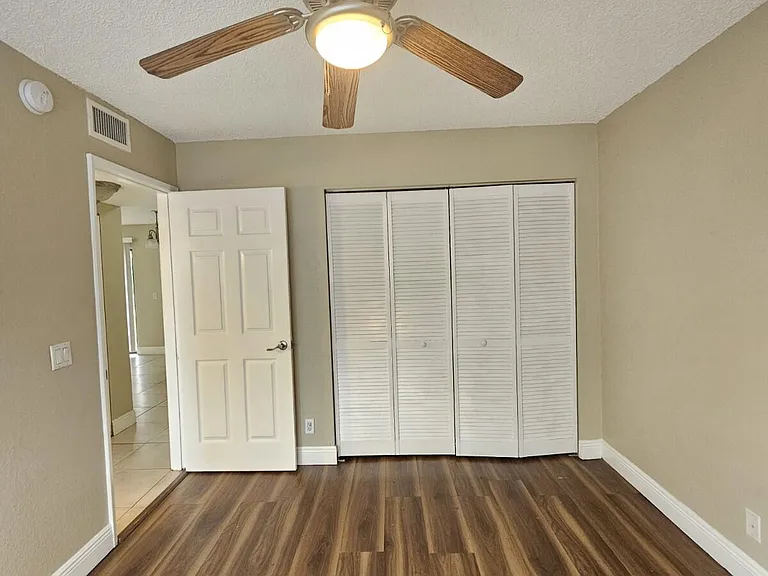1561 Windorah Way #A — Photo 16