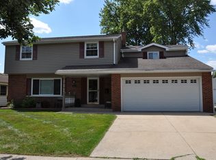 3753 S 95th St, Milwaukee, WI 53228