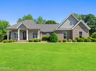 127 Stillwater Dr, Lucedale, MS 39452