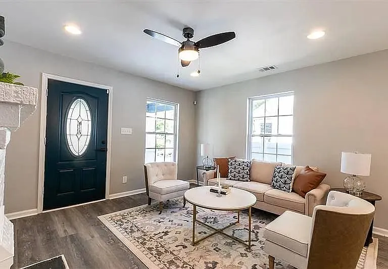 14 S Eugenia Pl NW — Photo 8