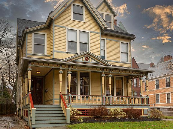 5th image of 25 Saint Johns Pl #4