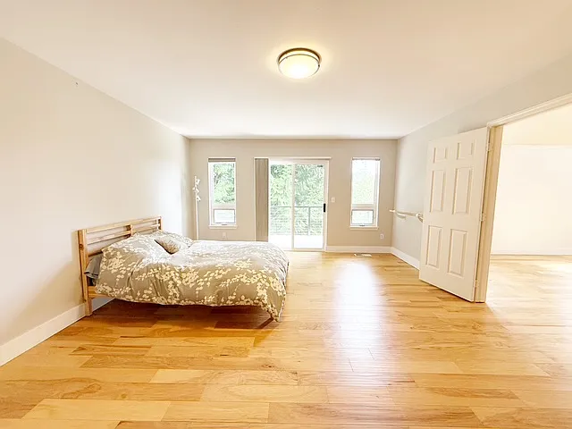 1128 NW Thornwood Cir — Photo 26