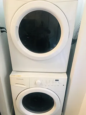 Rented by Oxford Property Group | media 8