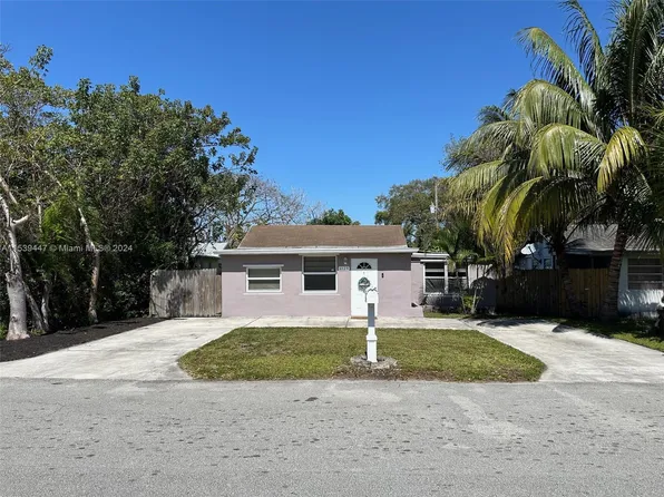 6129 Call St, Hollywood, FL 33024