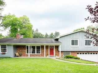 99 Red Bird Ln, Terrace Park, OH 45174