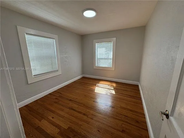 51 Montilla Ave — Photo 19