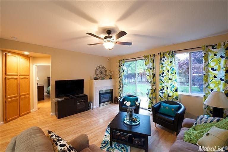1st image of 1675 Rogart Way