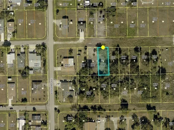 3520 Jeffcott St, Fort Myers, FL 33916
