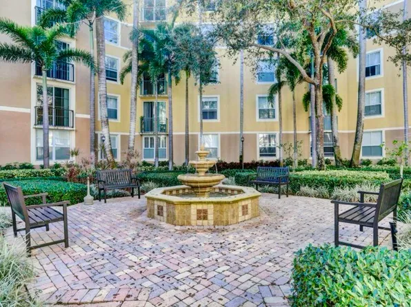 630 S Sapodilla Avenue #402, West Palm Beach, FL 33401