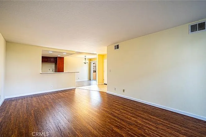 27281 Nicole Dr — Photo 22
