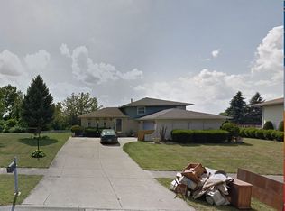 7650 Morton St, Merrillville, IN 46410