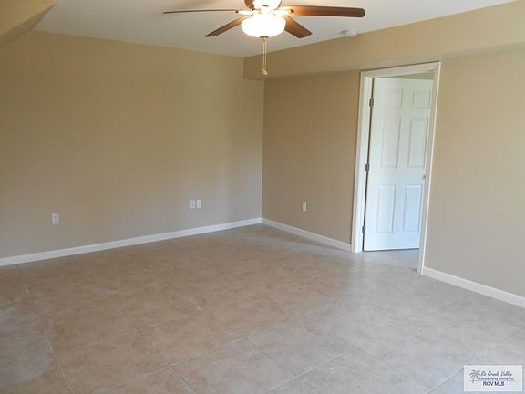 5th image of 1004 N Minnesota Ave #B