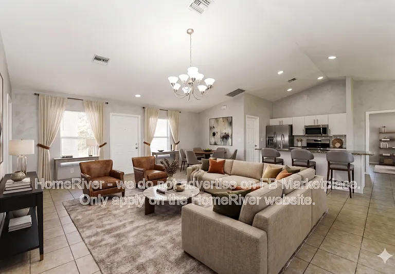 4536 25th St SW — Photo 2