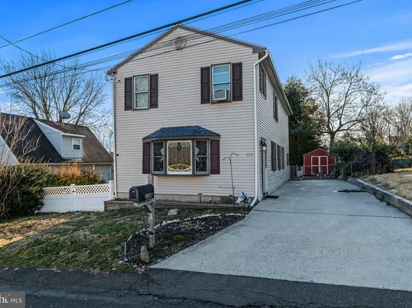 1026 Avenue E, Langhorne, PA 19047