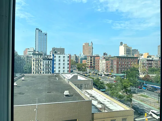 Rented by Compass | media 18