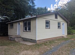 2131 11th Avenue Pl NE, Hickory, NC 28601