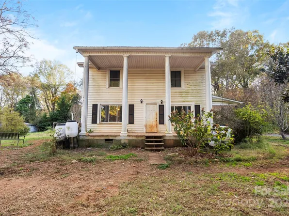 1915 Lynnwood Dr, Statesville, NC 28677