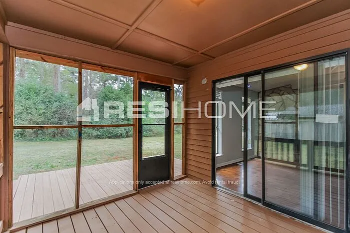 2660 Sheffield Ct SW — Photo 13