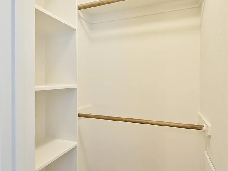 327 Bloomhill Pl — Photo 30