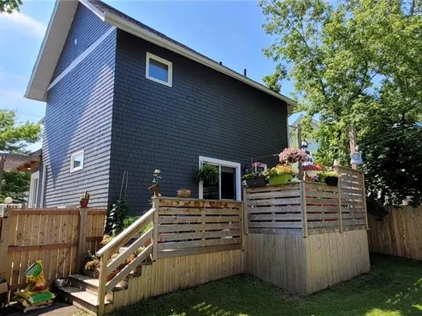 21 Portledge Ave, Moncton, NB E1C 5S6