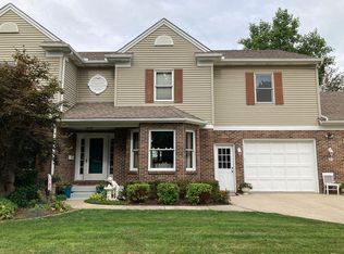 16 Cottontail Ln, Sullivan, IL 61951