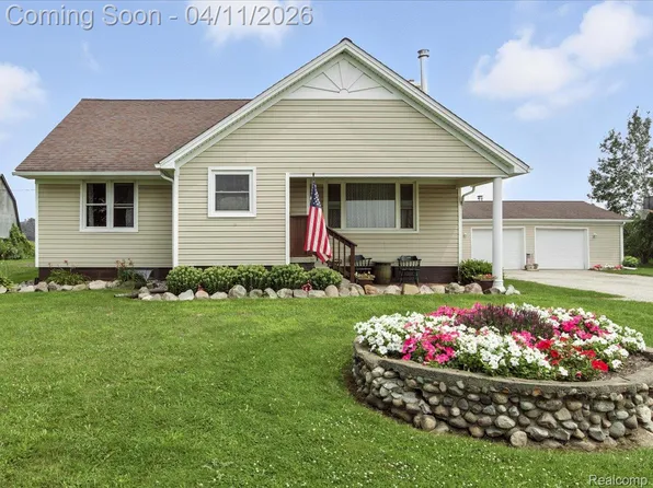 5770 Greenwood Rd, Avoca, MI 48006