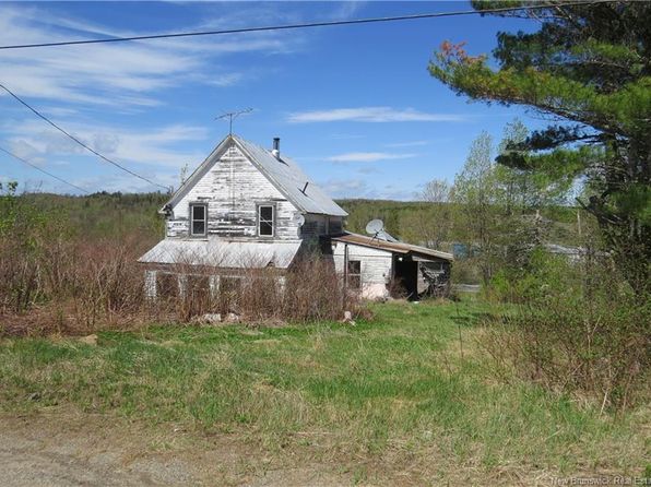 29 2nd Ave, Douglas, NB E6B 1Y5