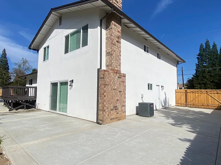 7349 Cross Dr — Photo 25
