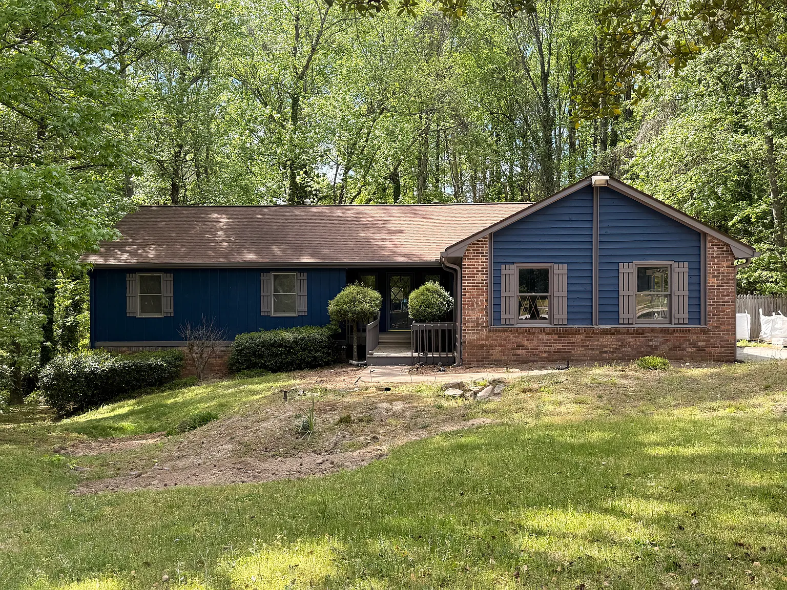 3 bed, 1500 sqft, $2,400 — Photo 1