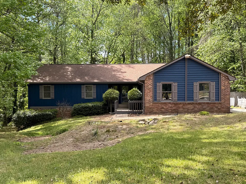 2928 Sanibel Dr