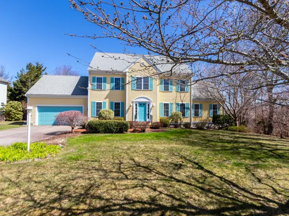 14 Sheppard Road, Sagamore Beach, MA 02562