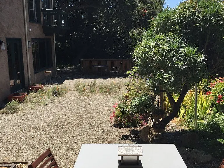 798 Santa Barbara Rd — Photo 18