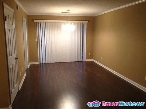 Building Photo - 367 Leisure Ct SW